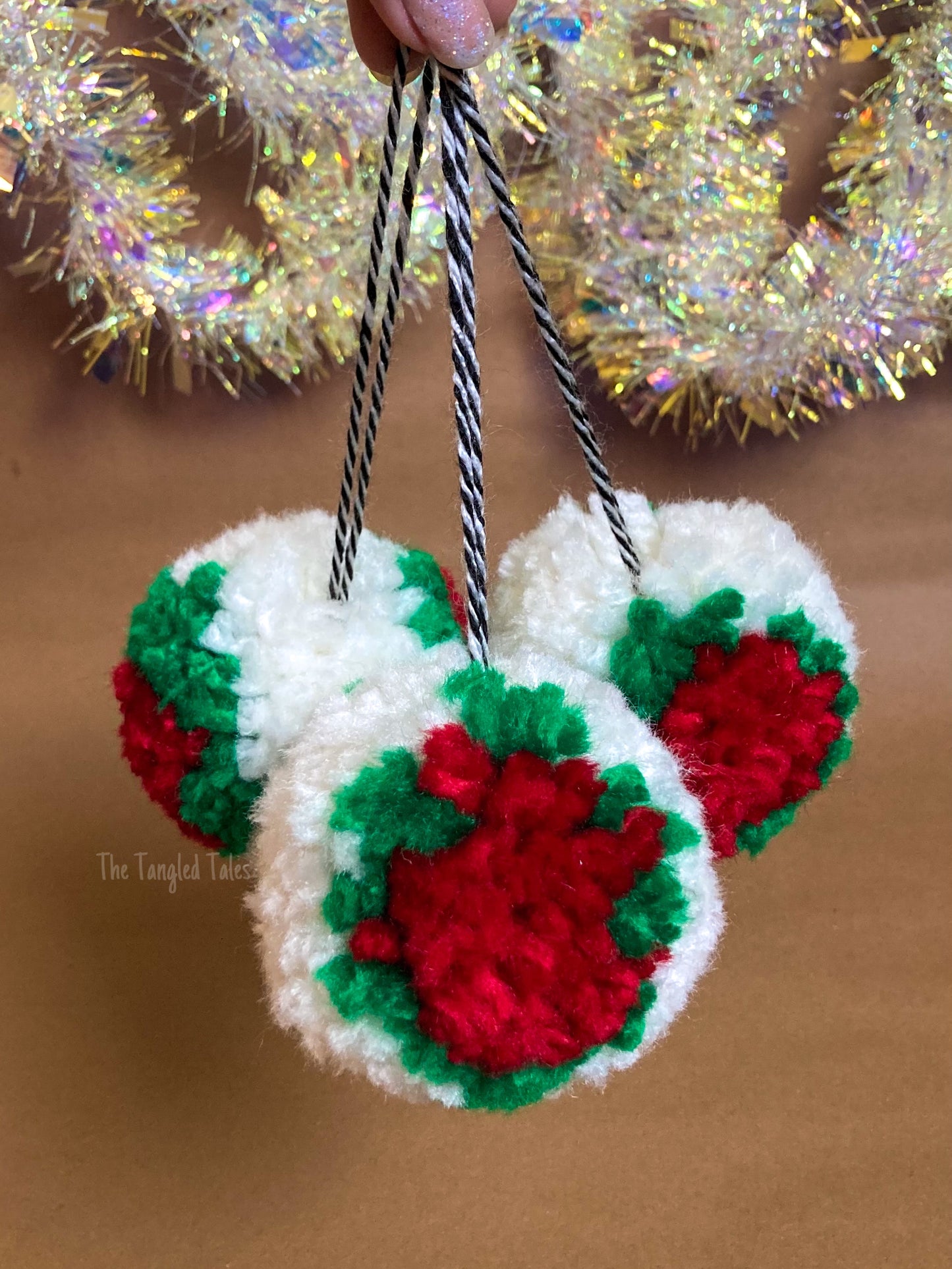 Christmas ornament flower 